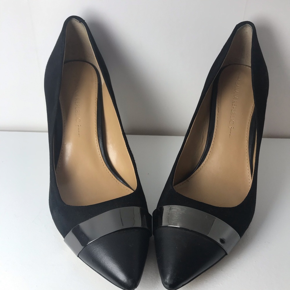 Banana Republic suede heels